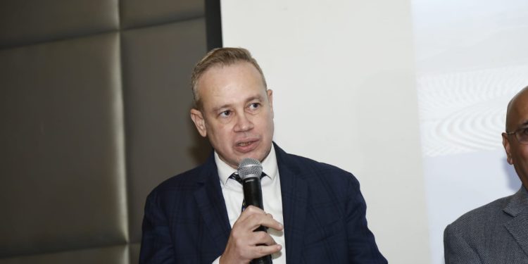 المهندس حسن أمين المدير الإقليمى لشركة "أكوا باور مصر"