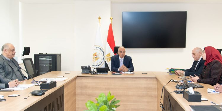 وزير الري: تحقيق الاستغلال الأمثل لأملاك الوزارة دعمًا للخزانة العامة