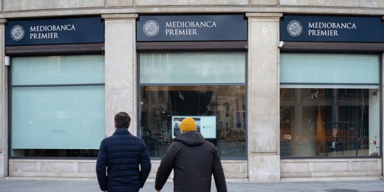 "ميديوبانكا" يناقش عرض استحواذ "MPS" مقابل 13.3 مليار يورو