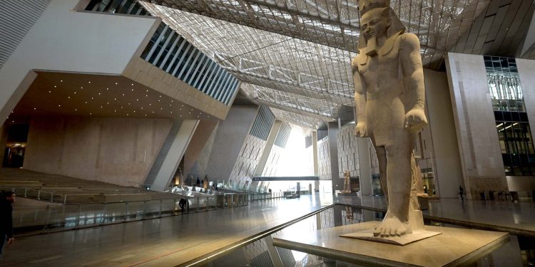 المتحف المصري الكبير