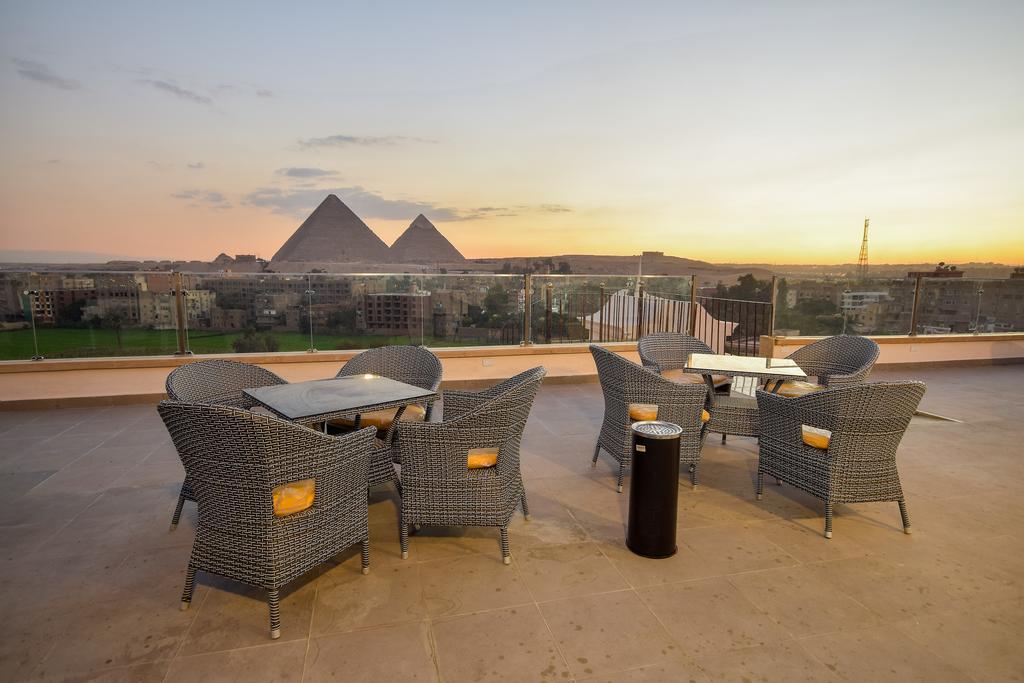 القابضة للسياحة والفنادق