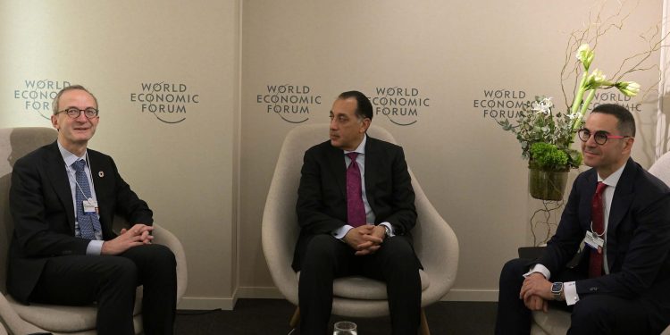 رئيس الوزراء يبحث مع "ديمي" البلجيكية مشروعاتها الحالية والمستقبلية بمصر