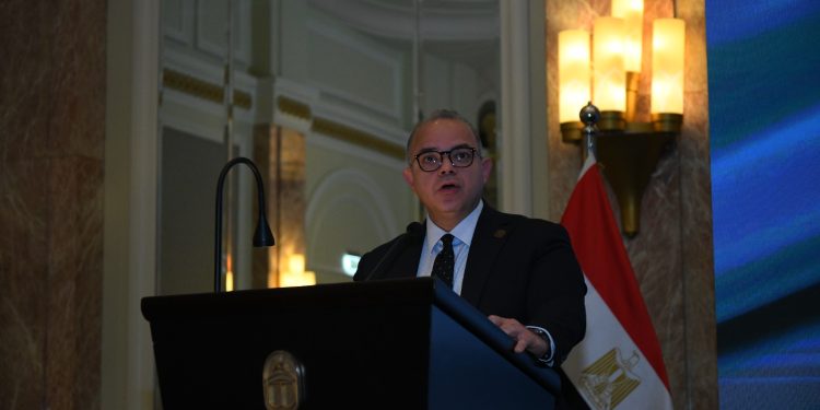 محمد فريد رئيس الهيئة العامة للرقابة المالية ؛ هيئة الرقابة المالية