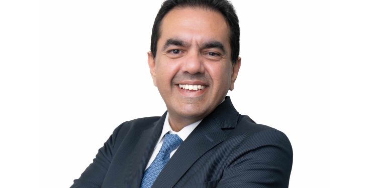 خليل البواب ؛ شركة مصر المالية للاستثمارات ؛ مصر كابيتال