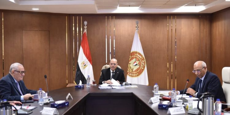 صندوق إعانات الطوارئ للعمال يصرف 2.2 مليار جنيه منذ 2002