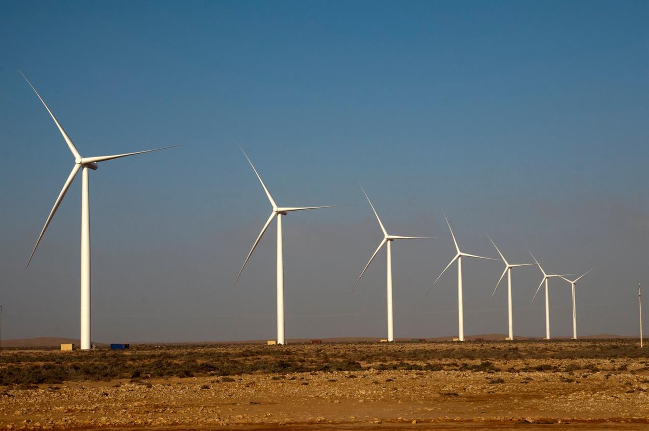 "أوراسكوم كونستراكشون" تنهى المرحلة الأولى من محطة رياح رأس غارب