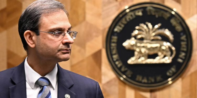 محافظ البنك المركزى الهندى سانجي مالوهوترا