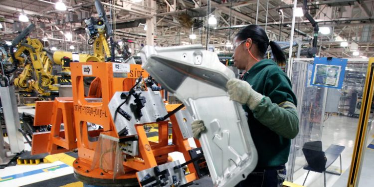 مصنع في أمريكا