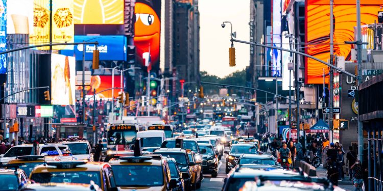 الازدحام في نيويورك ؛ الولايات المتحدة الأمريكية ، الاقتصاد الأمريكي