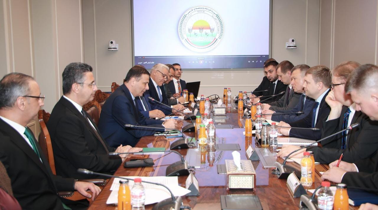 وزيرا الزراعة والتموين يبحثان مع أوكرانيا التعاون بمجال تحقيق الأمن الغذائى