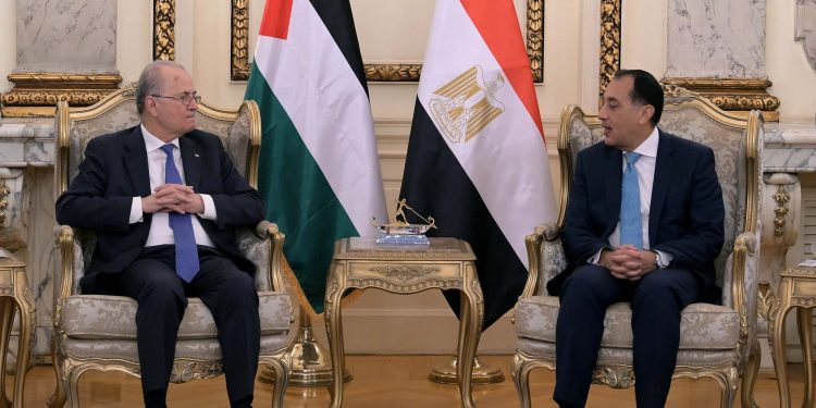 رئيس الوزراء: الشركات المصرية قادرة على المساهمة في إعادة إعمار غزة