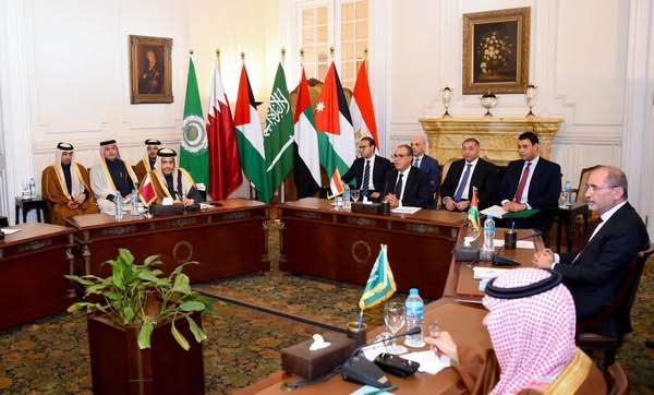 بيان عربي مشترك يرفض تهجير الفلسطينيين ويتمسك بحقوقهم المشروعة