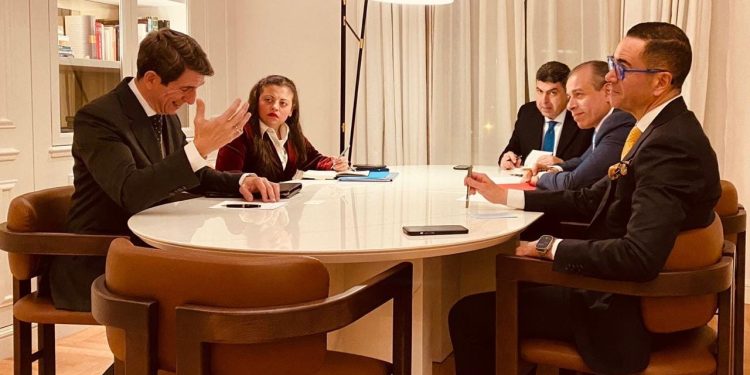 وزير الاستثمار يستعرض مع الجمعية الإسبانية للهيدروجين الفرص المتاحة في مصر