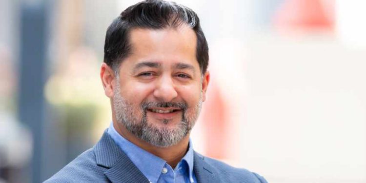 الرئيس التنفيذي لبَيوت مصر، هارون رشيد