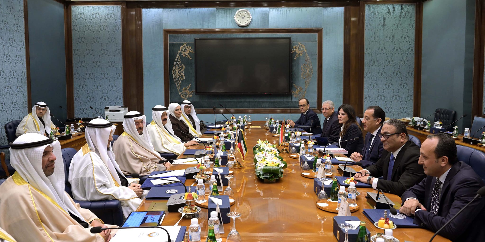 رئيس الوزراء يعرض الفرص الاستثمارية بالساحل الشمالي خلال مباحثات مصرية - كويتية