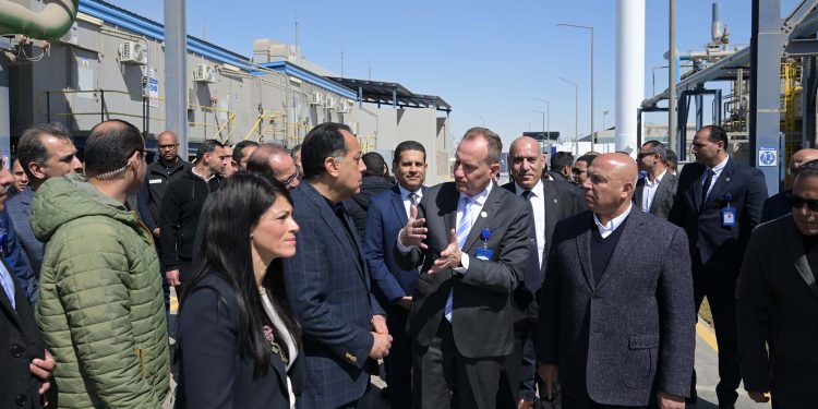 افتتاح مصنع "Air Liquide" للغازات في "السخنة" باستثمارات 80 مليون يورو