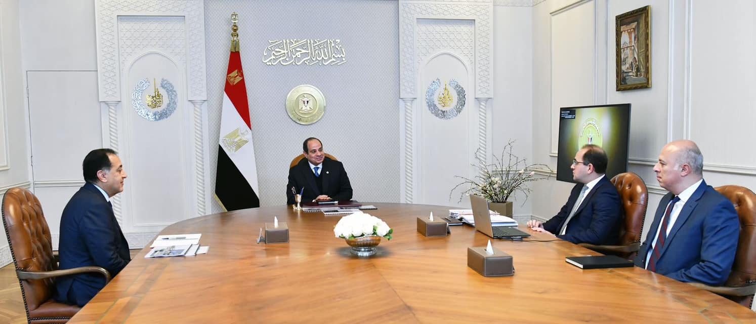 "السيسي" يتابع حزم الحماية الاجتماعية والزيادة المرتقبة في المرتبات والمعاشات