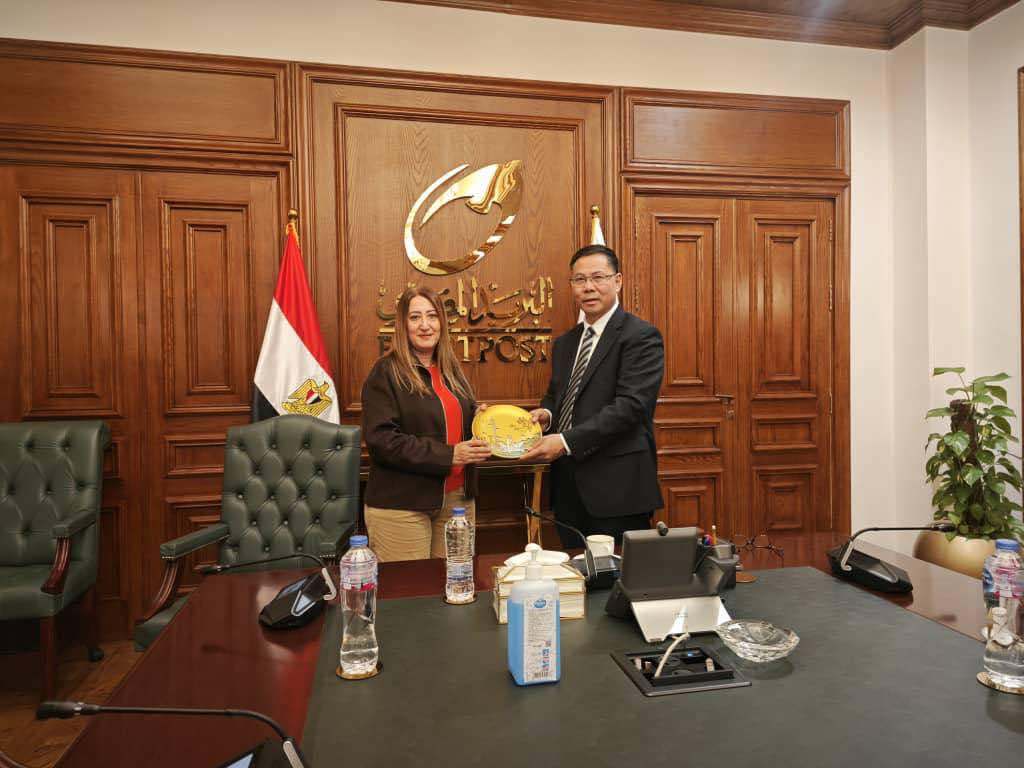 شراكة مصرية - صينية لإنشاء أول مصنع لماكينات الصراف الآلي بالشرق الأوسط