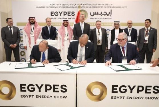 اتفاقية إطارية لإنشاء مجمع بتروكيماويات في "العلمين الجديدة" باستثمارات 7 مليارات دولار