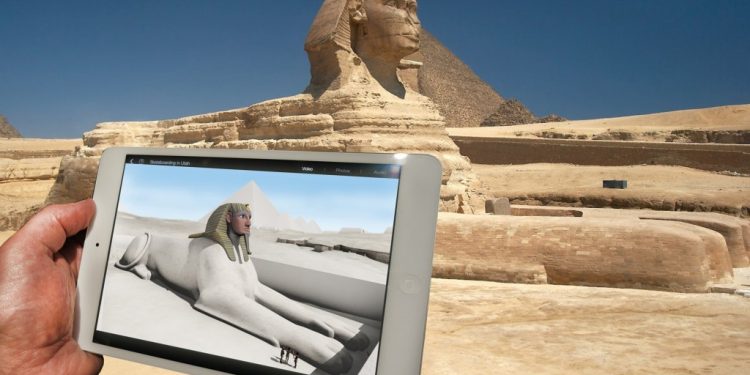 التكنولوجيا الرقمية في مصر ؛ التحول الرقمى ؛ السياحة ، والآثار