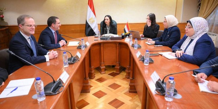 التضامن تبحث مع بريطانيا تعزيز المساعدات الإنسانية لقطاع غزة