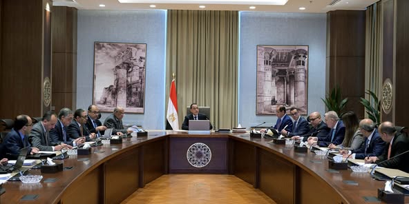 رئيس الوزراء: الجاهزية والتوقيت المناسب عاملان أساسيان بخطة طرح الشركات الحكومية