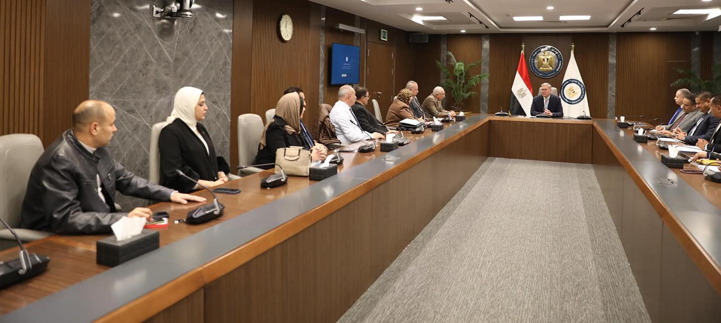 تحفيز الاستثمار في قطاع البترول يوفر 1.5 مليار دولار لمصر خلال 6 أشهر