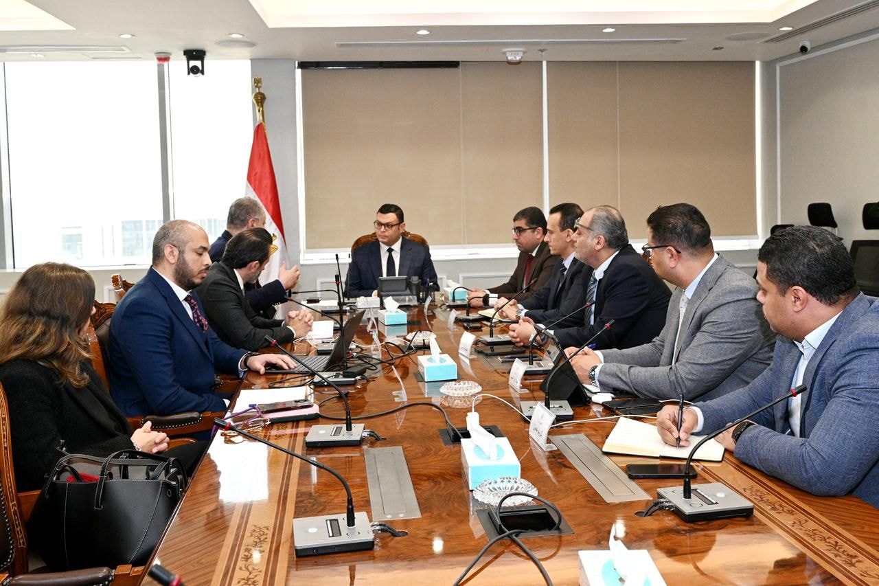 الحكومة تخطط لتحويل "غرب رأس الحكمة" إلى منطقة تنموية متكاملة