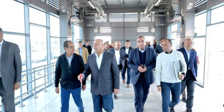 وزير النقل يوجه بالانتهاء من محطات المرحلة الثانية لـ"BRT" قبل 30 مايو