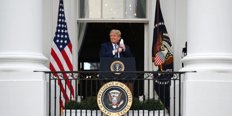 البيت الأبيض ؛ ترامب