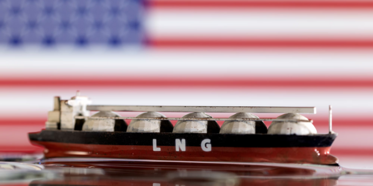 ترامب ؛ الغاز الأمريكي ؛ الغاز المسال الأمريكي ؛ الرسوم الجمركية