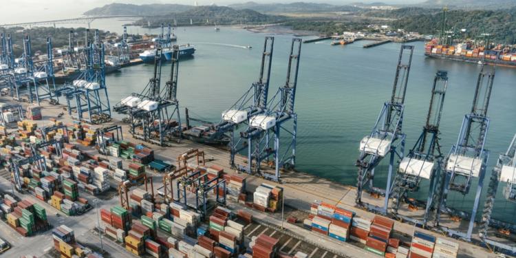 صفقة موانئ بنما ؛ قناة بنما