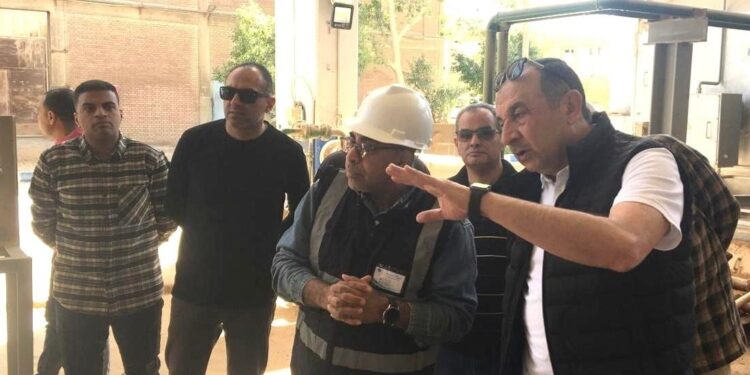 وزير قطاع الأعمال: تطوير قطاع الأسمدة لتعزير القدرات الإنتاجية والتنافسية