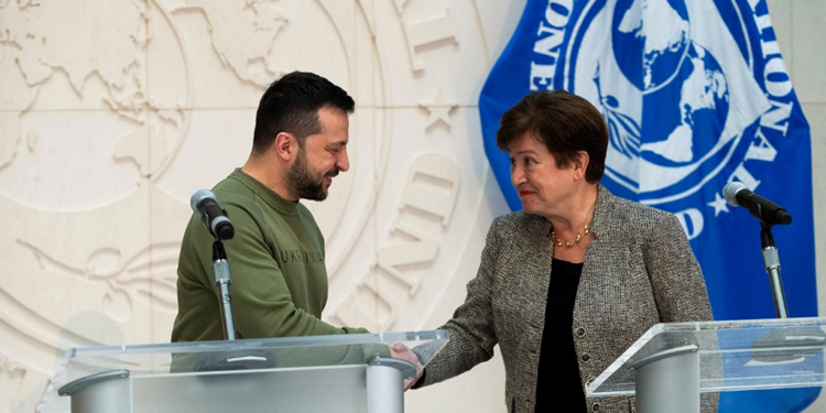 أوكرانيا تتلقى 400 مليون دولار من صندوق النقد الدولي