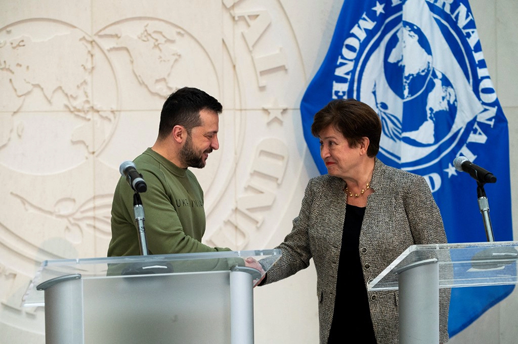 أوكرانيا تتلقى 400 مليون دولار من صندوق النقد الدولي