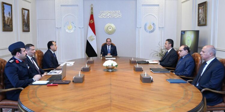 "السيسي" يتابع جهود تفعيل البورصة السلعية المصرية