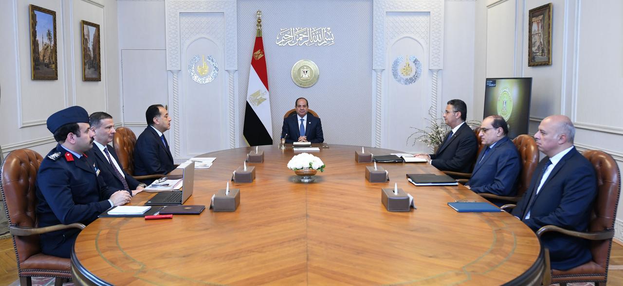 "السيسي" يتابع جهود تفعيل البورصة السلعية المصرية