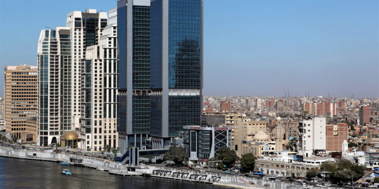 القطاع المصرفي في مصر ؛ البنك الأهلي المصري ؛ البنوك