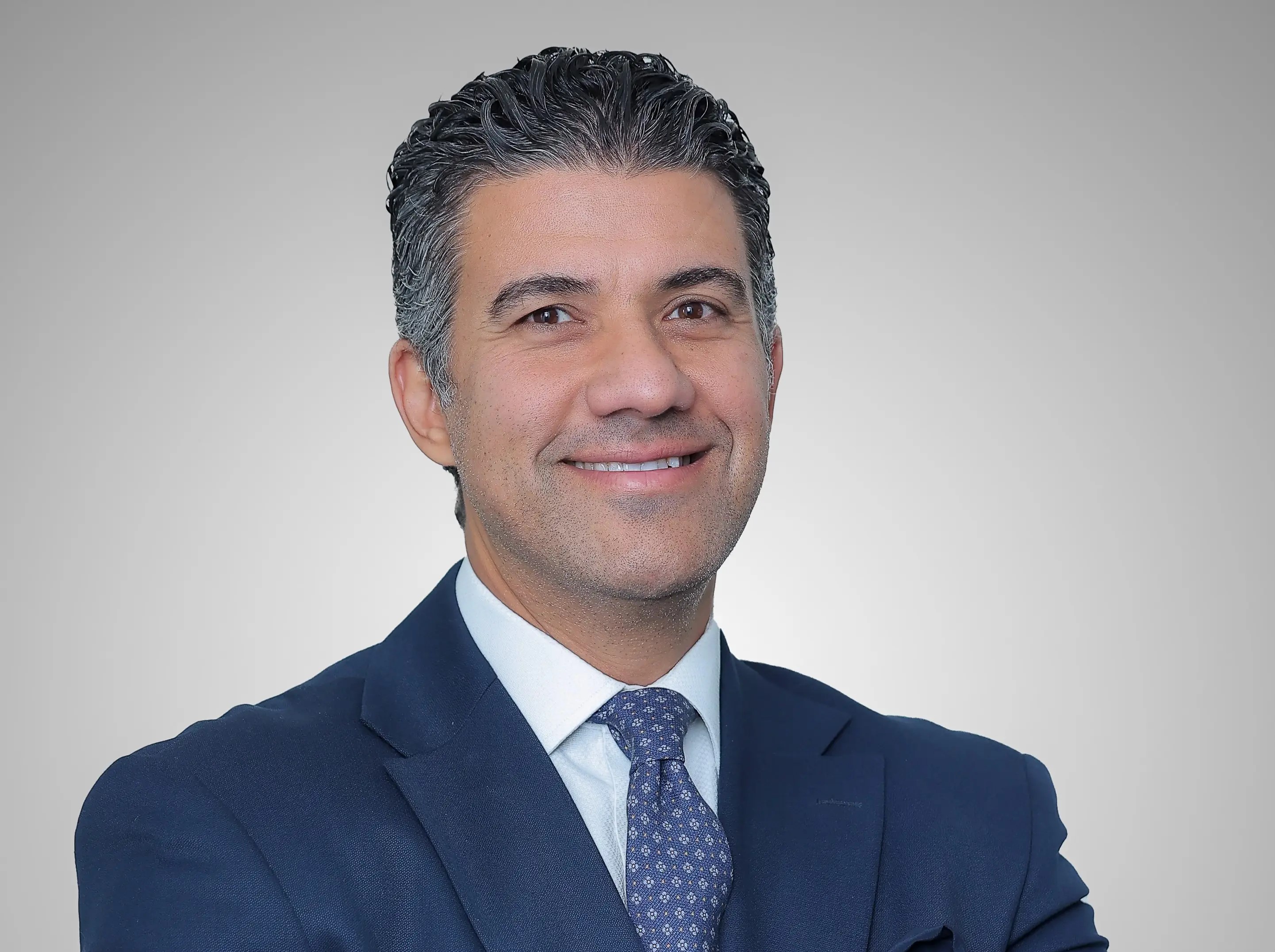 أشرف عبدالفتاح الرئيس التنفيذى لشركة بلتون لتمويل المشروعات الصغيرة والمتوسطة