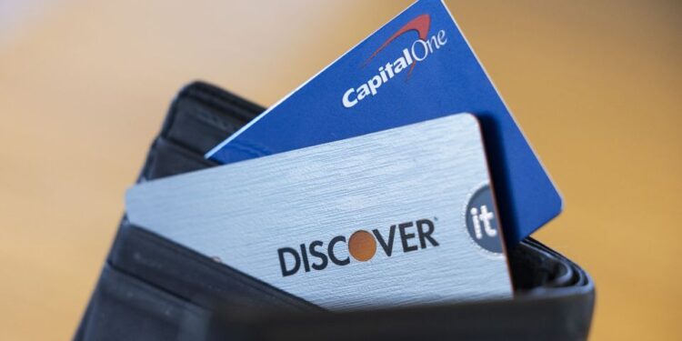 جهات تنظيمية أمريكية تقر استحواذ "كابيتال وان" على "ديسكفر" بـ35.3 مليار دولار