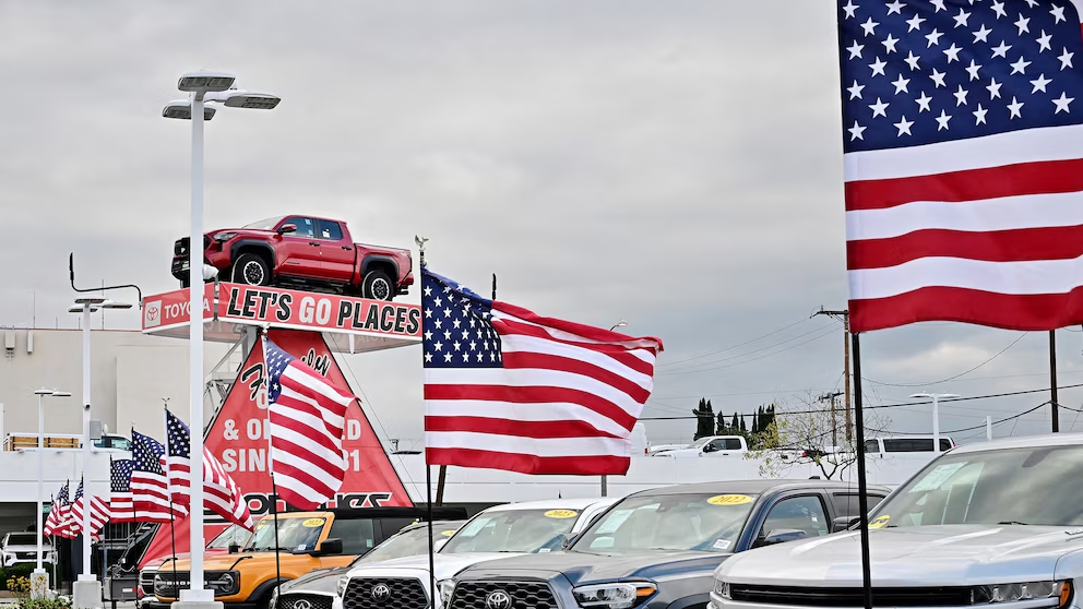 الرسوم الجمركية على السيارات تُكلف الأسر الأمريكية 30 مليار دولار بالعام الأول
