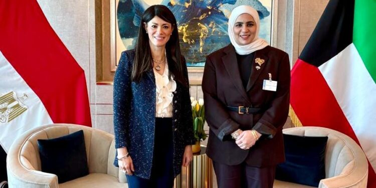 مصر والكويت تبحثان تعزيز العلاقات الاقتصادية والاستثمارية