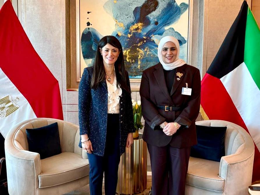 مصر والكويت تبحثان تعزيز العلاقات الاقتصادية والاستثمارية