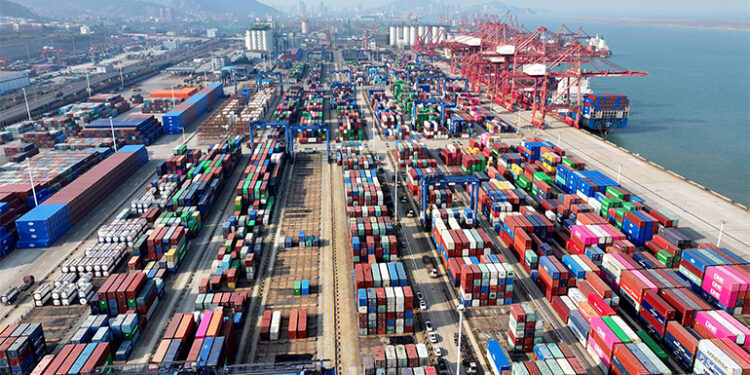 التجارة الخارجية للصين ؛ الصين ؛ الموانئ الصينية