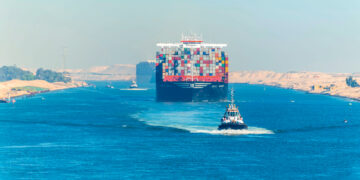 قناة السويس