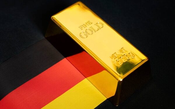 ألمانيا تدرس سحب 1200 طن من ذهبها المخزون في أمريكا