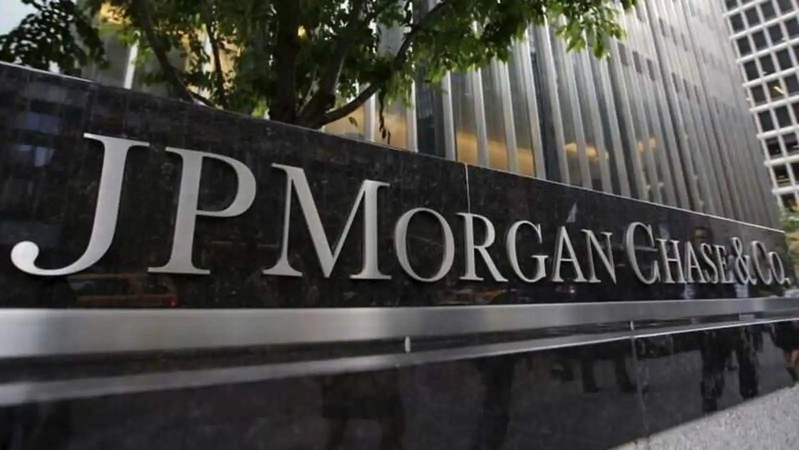 جيه بي مورجان