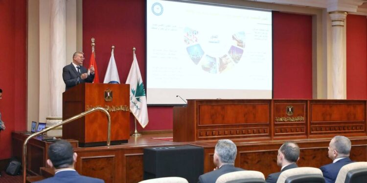 وزير البترول