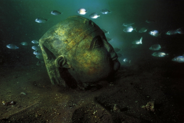 الحكومة تبحث سُبل الاستفادة من الآثار الغارقة في خليج أبو قير013815