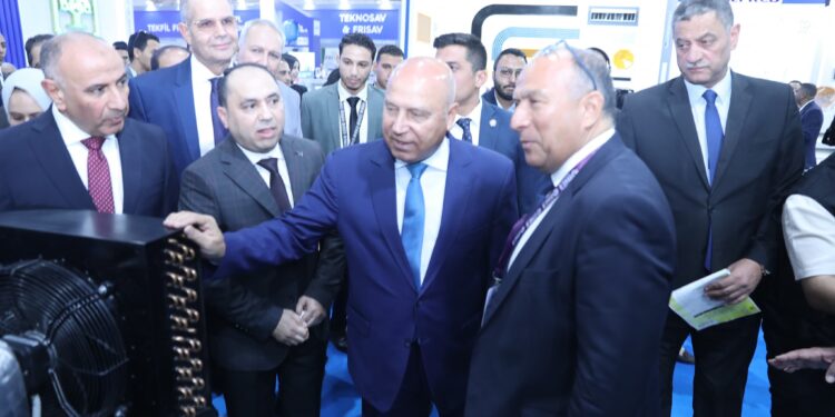 كامل الوزير: مستعدون للتعاون مع القطاع الخاص في تصنيع "التكييف" بالكامل محليًا